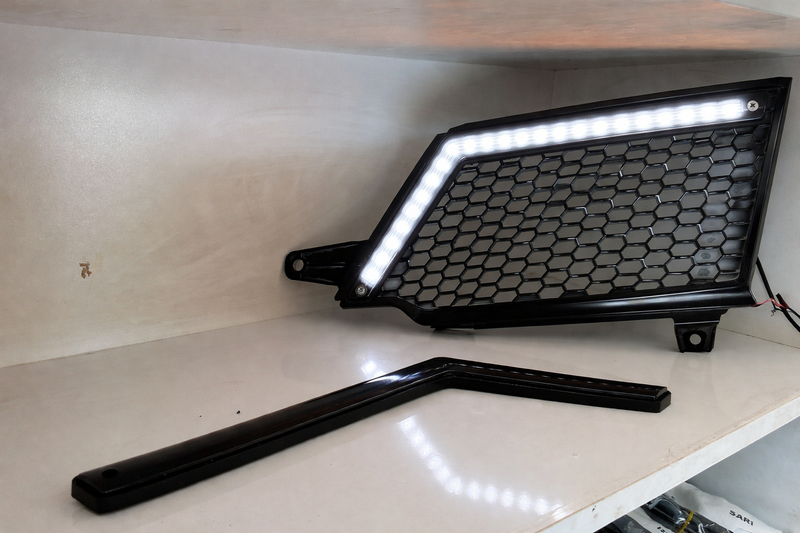 LED φωτεινά φρύδια για τους άνω προβολείς για Scania S/R NEXT GEN, λευκά